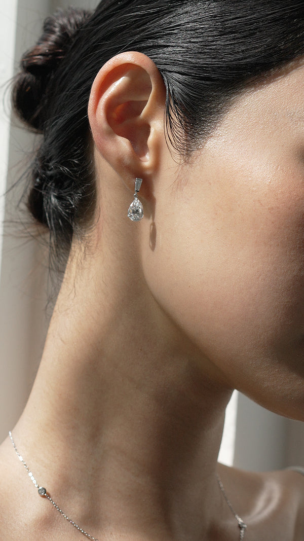 Alison Earrings 9K White Gold