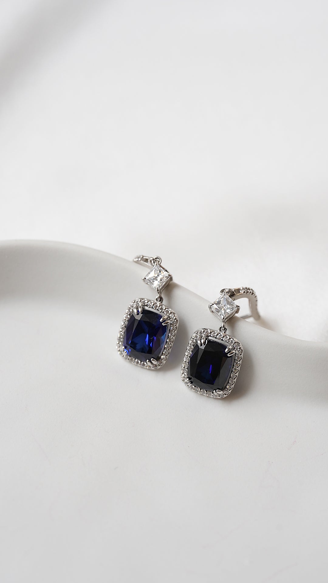 Claudia Cushion Sapphire Drops White Gold Plated