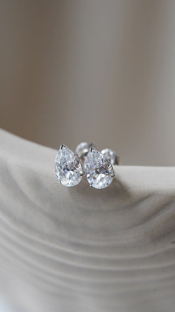 Cecile Stud Earrings 9K White Gold