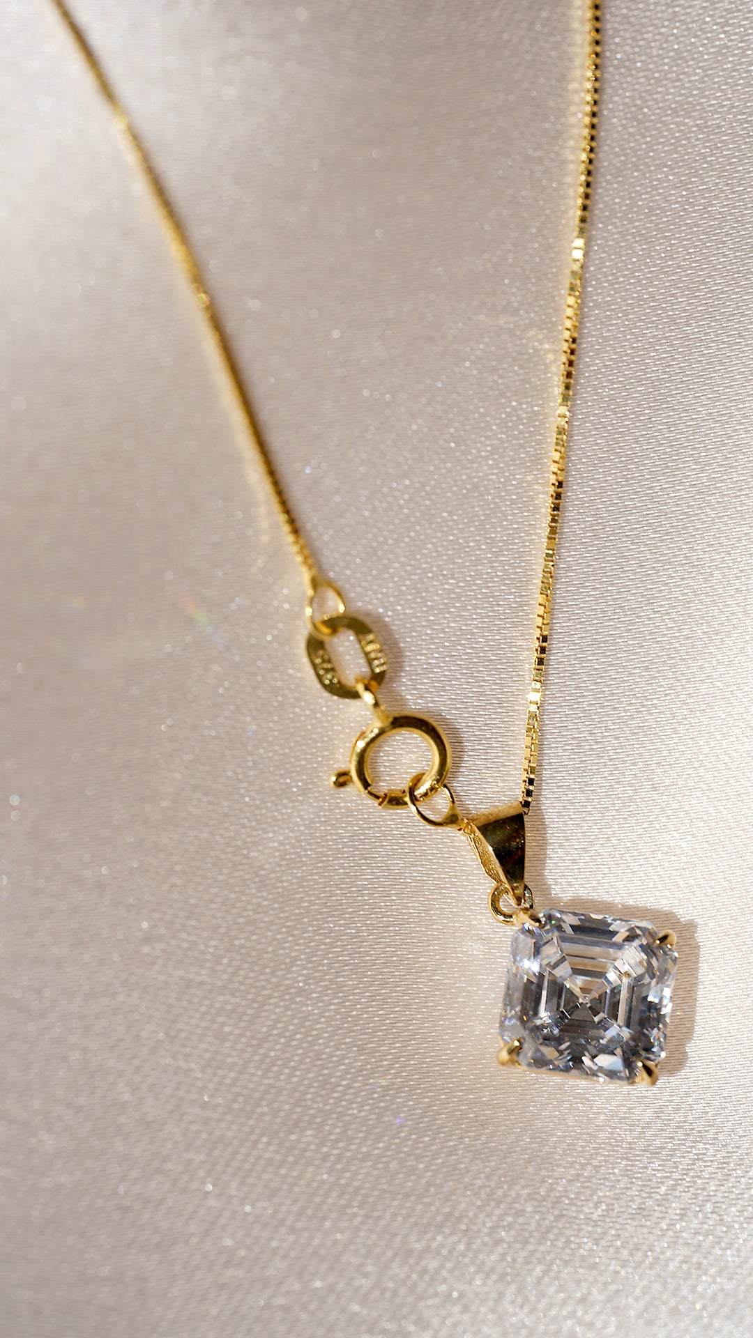 Charlie Asscher Pendant Yellow Gold