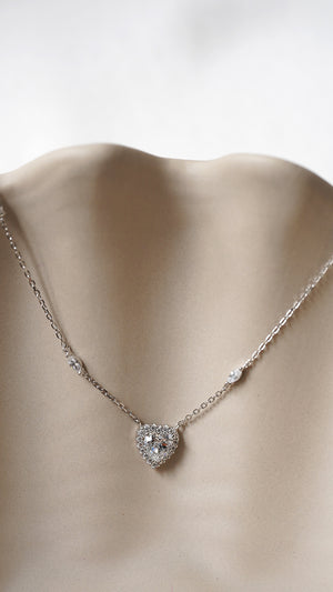 Cora Necklace White Gold Plated