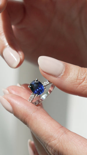 Cordelia Ring 18K White Gold Sapphire