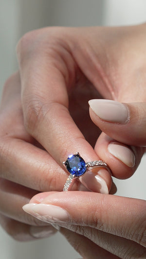 Cordelia Ring 18K White Gold Sapphire