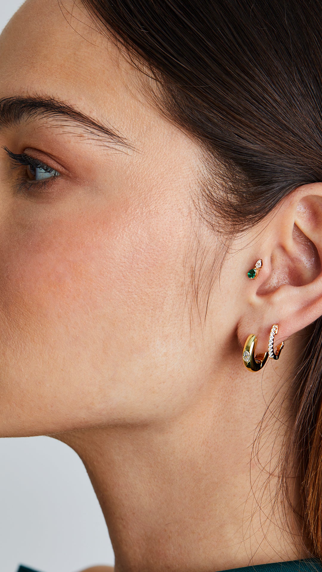 Zeta Stud Earrings Emerald Gold Vermeil