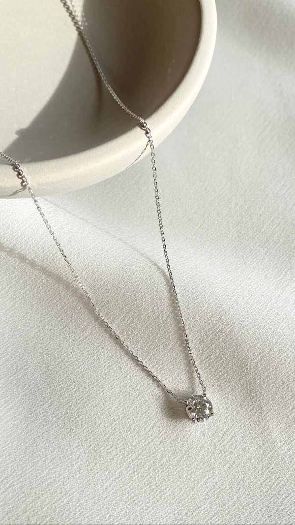 Loretta Necklace 18K White Gold