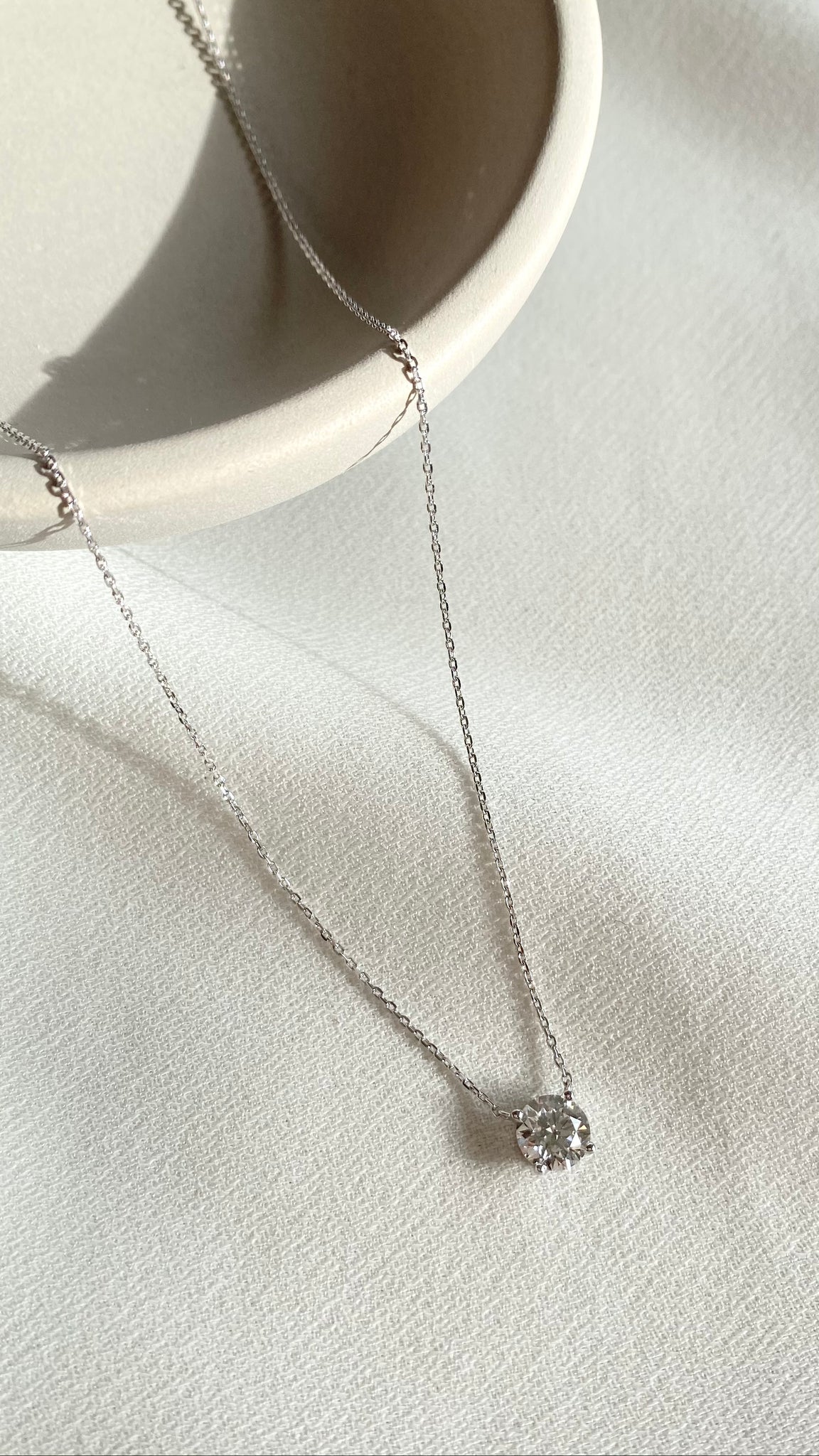 Loretta Diamond Necklace 18K White Gold