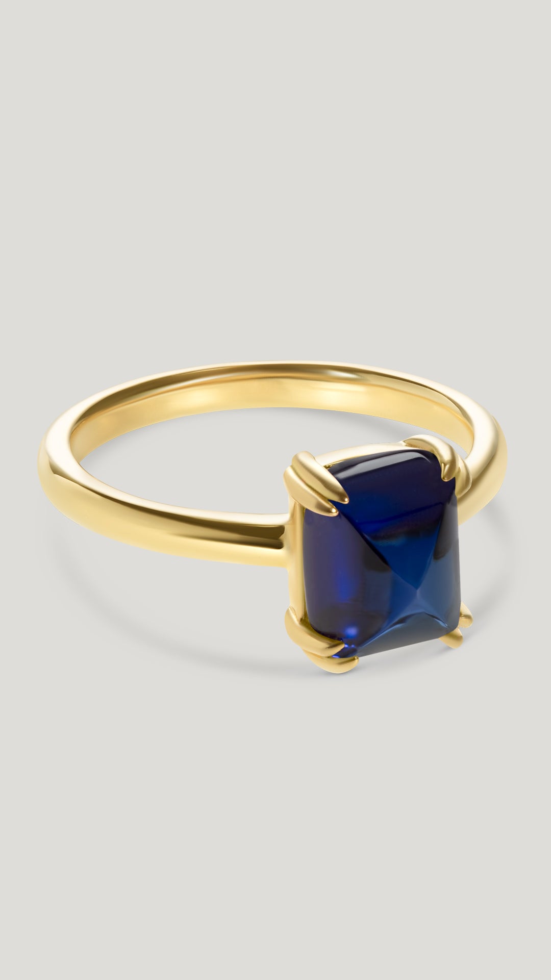 Sugarloaf Ring Sapphire Gold Vermeil