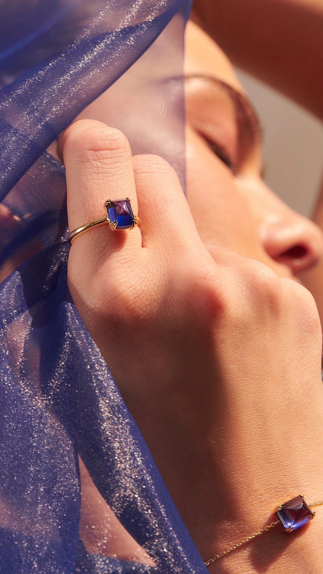 Gold vermeil on sterling silver ring for women with a tanzanite stone from the Sugardrop collection