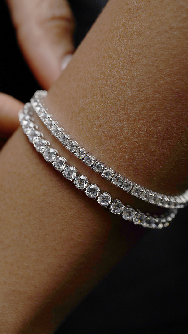 Vianne Tennis Bracelet 9K White Gold