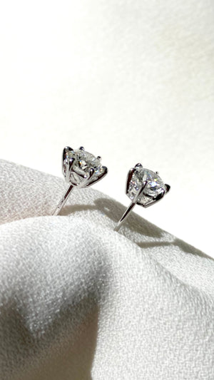 Elle Studs 18K White Gold