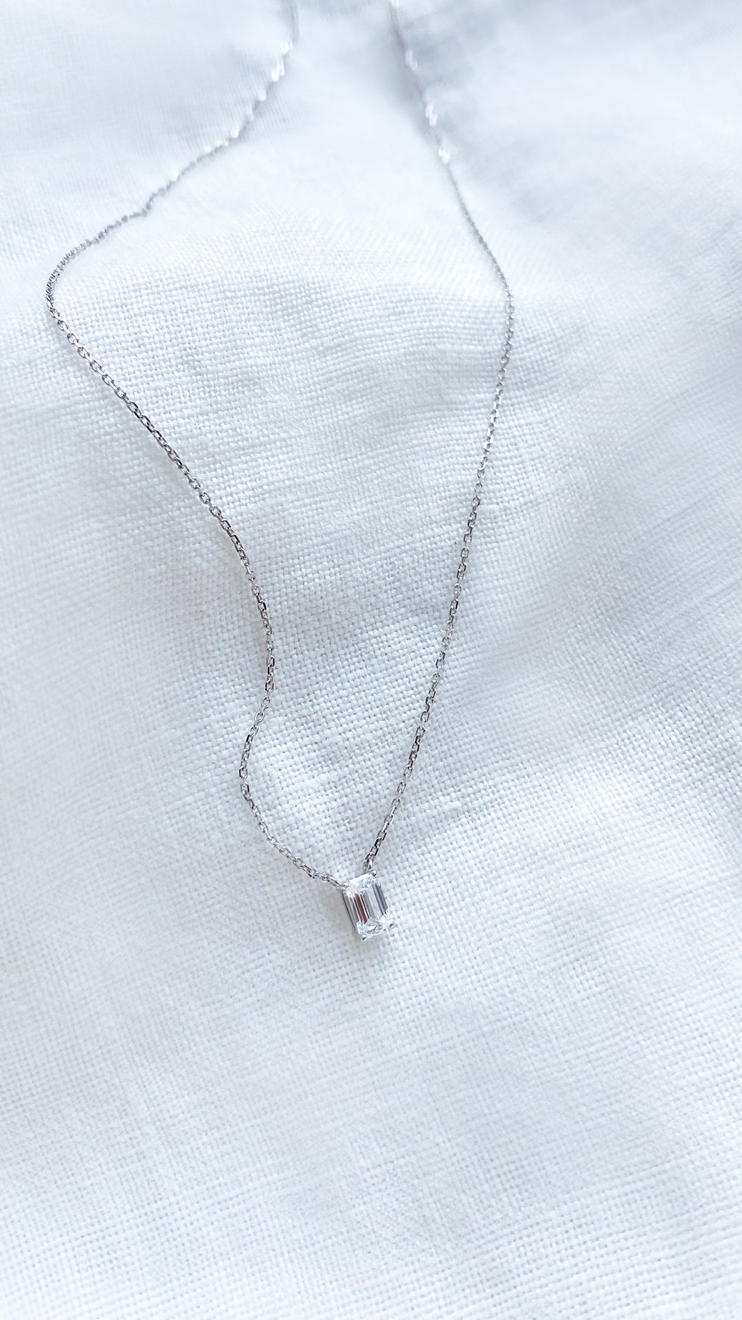 Esma Necklace 0.35ct 18K White Gold