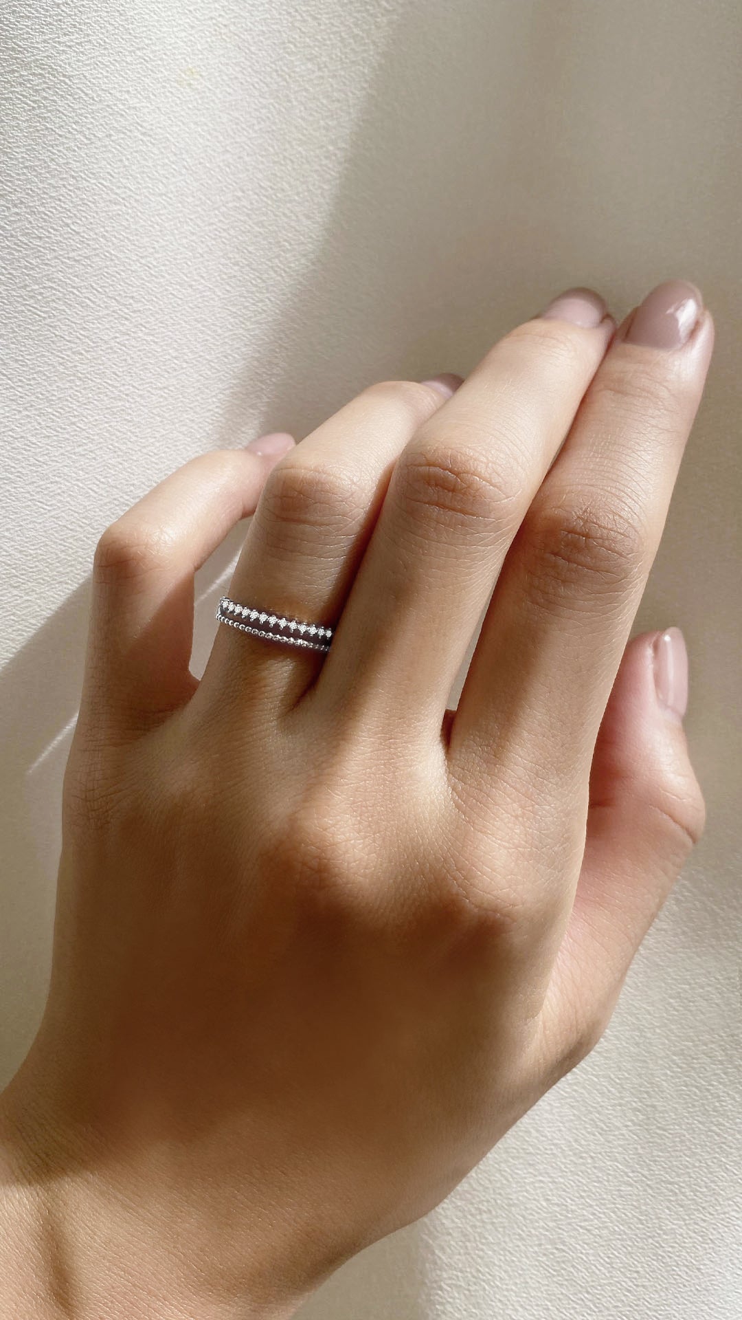 Zina Ring 9K White Gold