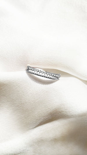 Zina Ring 9K White Gold